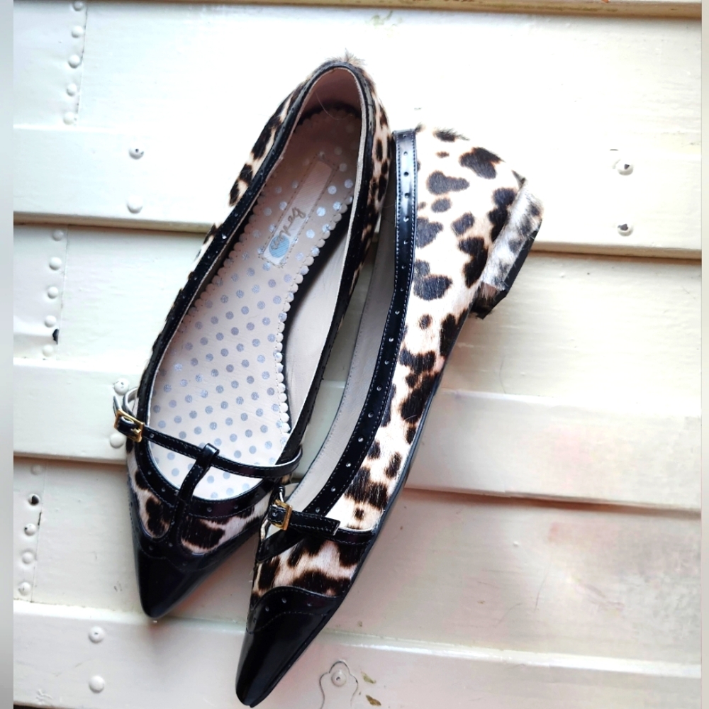 Boden Animal Print Calf Hair Tstrap Flats 39 8.5